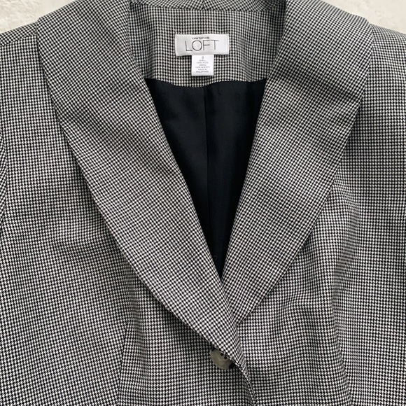 LOFT Blazer - Picture 2 of 2